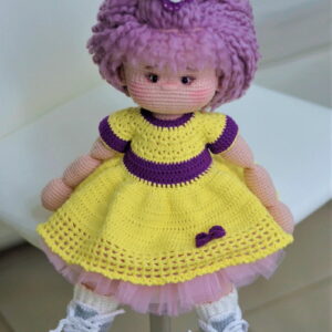 Receita Boneca Violeta amigurumi