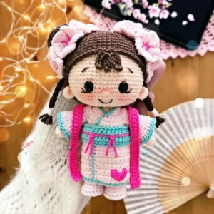 Receita Boneca Japonesa Amigurumi