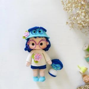 Receita Boneca Tristeza Amigurumi