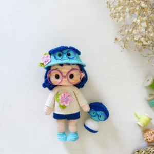 Receita Boneca Tristeza Amigurumi