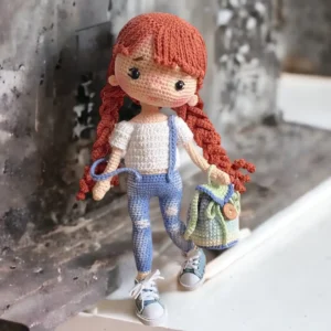 Receita Boneca Estudante Amigurumi