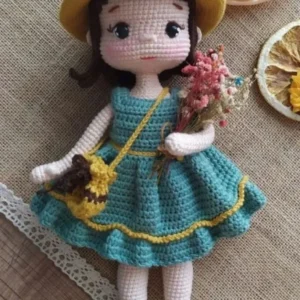 Receita Boneca de Chapeu Amigurumi