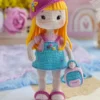 Receita Boneca Estudante Amigurumi